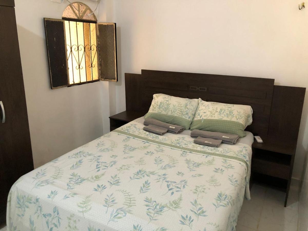 Casa De Hospedes Manaus - Dormitorios Com Cozinha Exterior foto